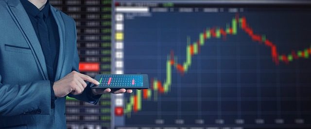 Evitare la crisi del business: contanti, margine, velocità, crescita e clienti